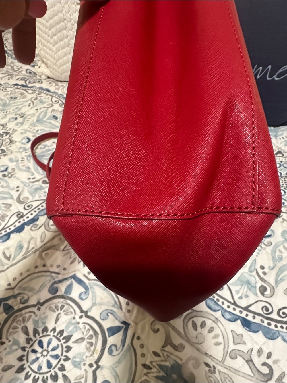 Tory Burch Red York Tote with Gold Logo - Picture 3 of 8